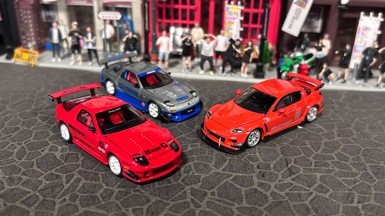 差一步 – POP RACE MAZDA RX系列 紅色登場
