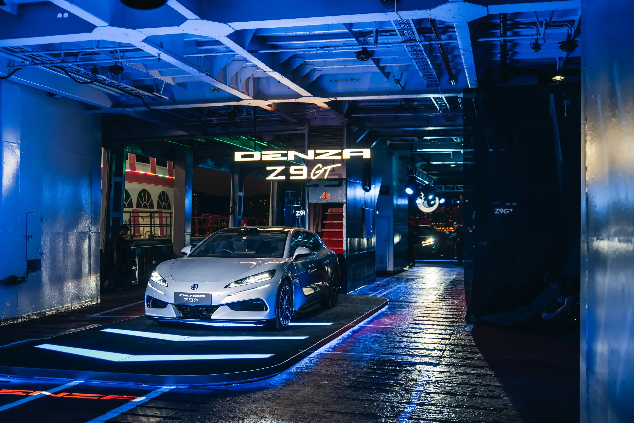 DENZA Z9GT